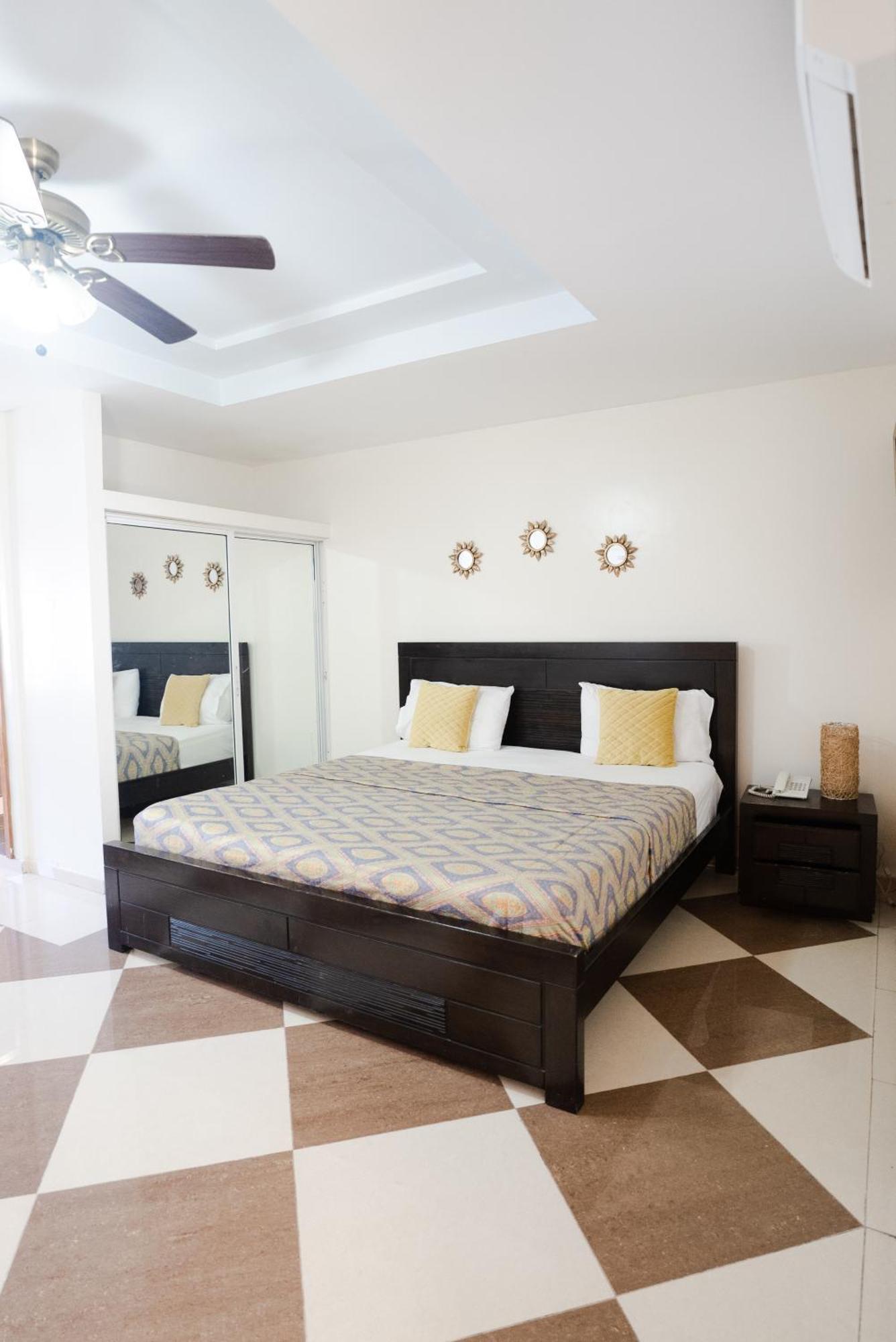 Aparta Hotel Roma Санто Доминго Екстериор снимка